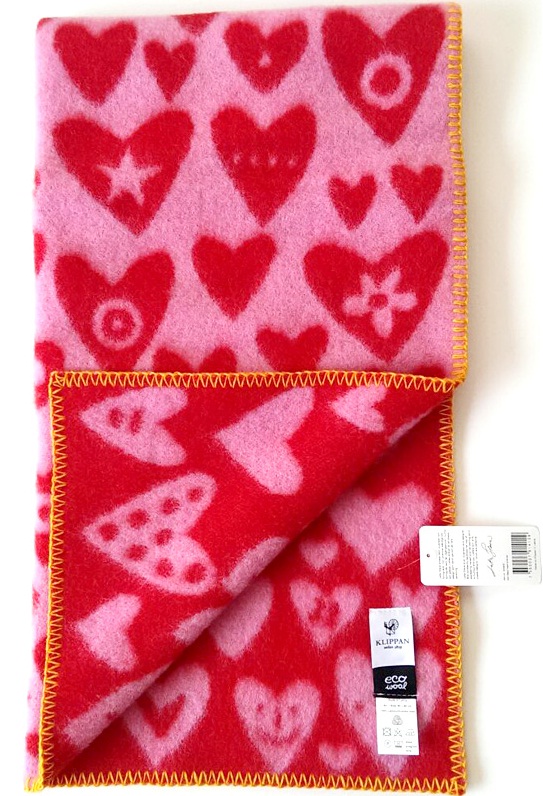 Детское шерстяное одеяло для новорожденных "Сердечки" красное Klippan