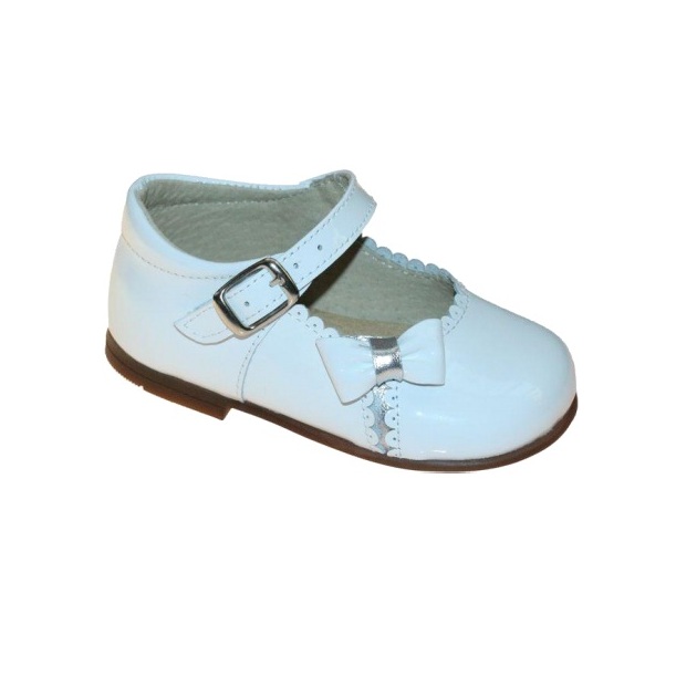 Туфли белые лакированные для малышей Charol Blanco кожаные Panyno